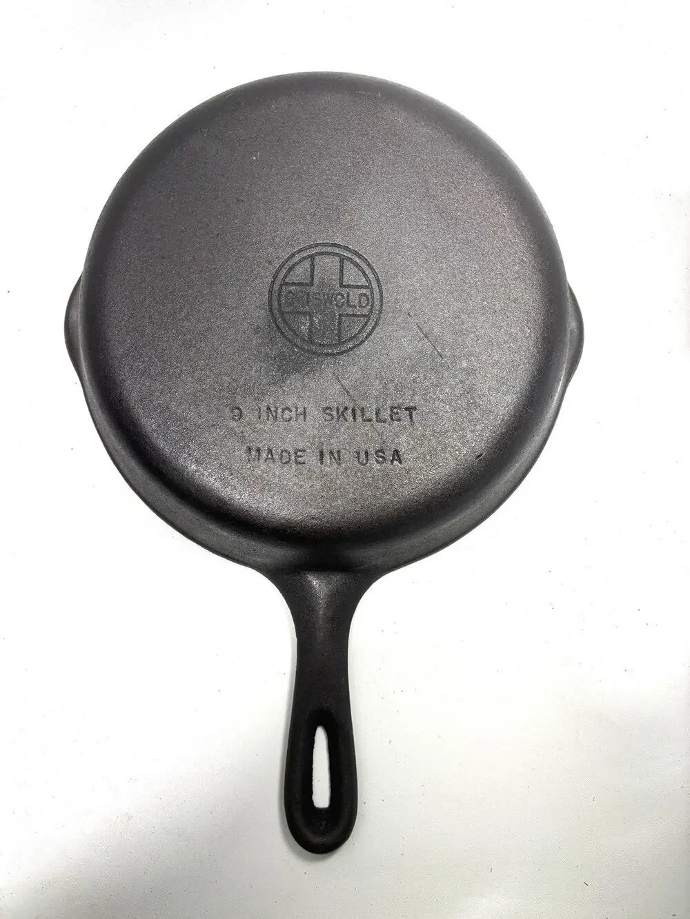 Griswold #6 Cast Iron Skillet 9